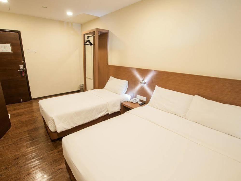 名古屋酒店 瓜埠 外观 照片